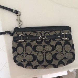 Coach Black Wrislet Wallet